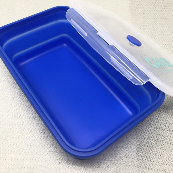 BuffBoxx Fitness Subscription Review April 2019 - Lil Buff Microwaveable Silicone Container 3