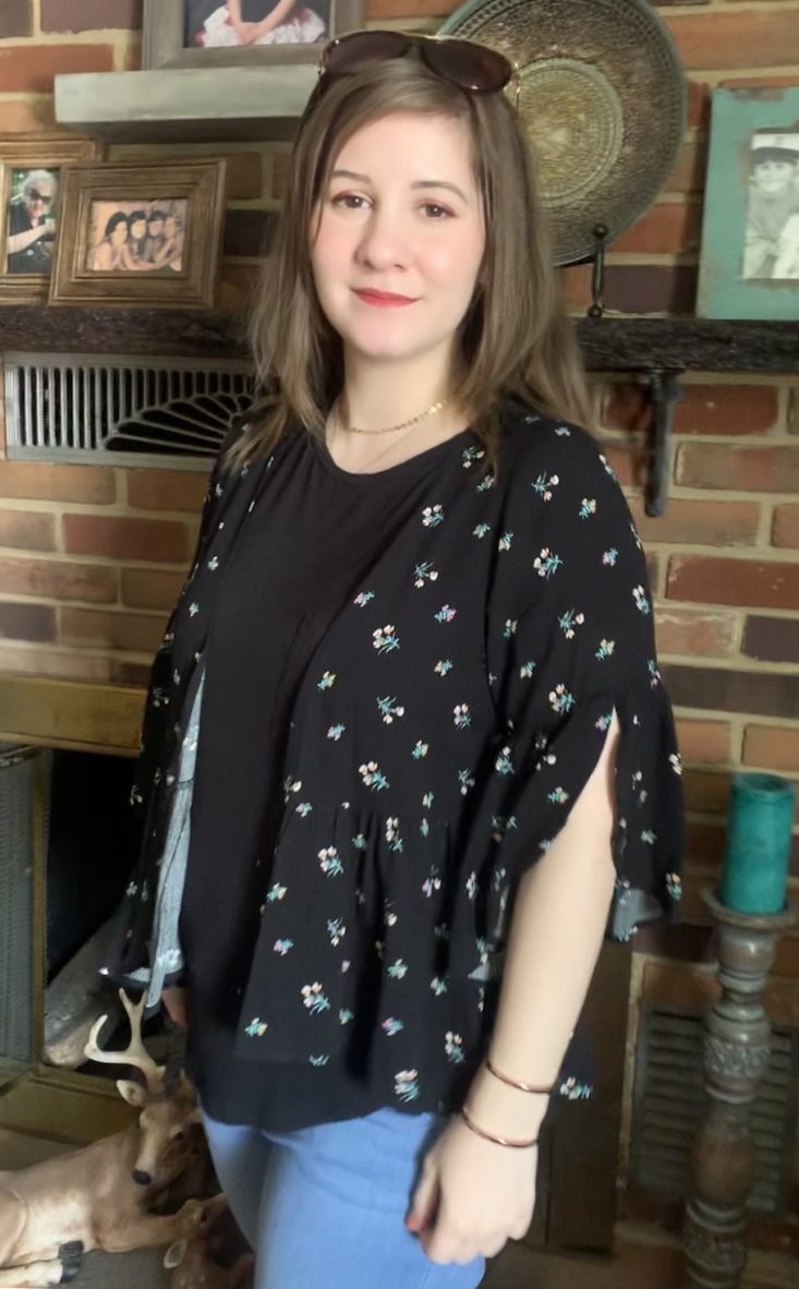 Golden Tote Clothing Tote Review May 2019 - Millibon Floral Cardigan 2 Front