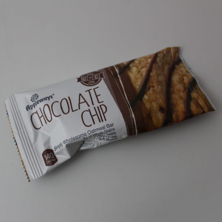 Love with Food May 2019 - Appleways Chocolate Chip Simply Wholesome Oatmeal Bar Close Top