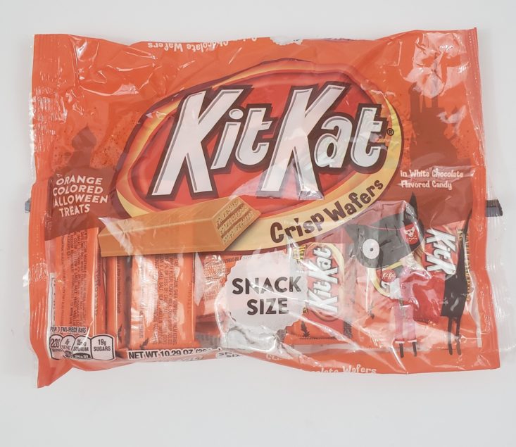 MONTHLY BOX OF FOOD AND SNACK REVIEW MAY 2019 - Kit Kat Snack Size Bars Package Front Top