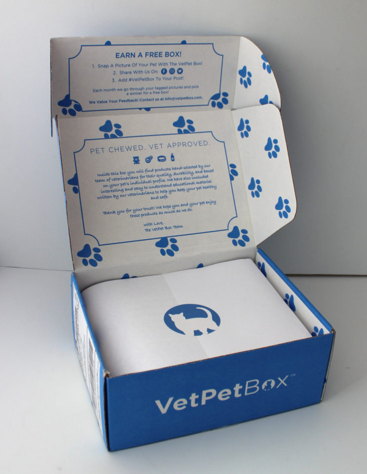 Vet Pet Box Cat Version Review May 2019 - Box Open Front