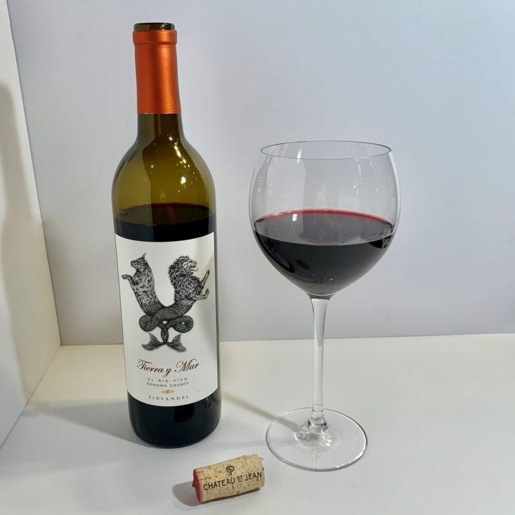 International Wine of the Month Club May 2019 - Tierra y Mar El Rio Vivo Sonoma County Zinfandel Poured