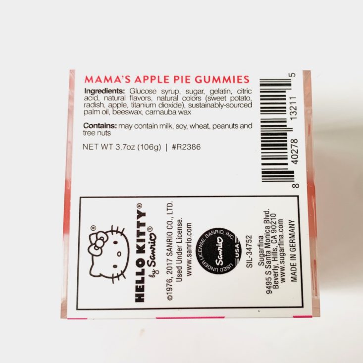 Sugarfina June 2019 - Hello Kitty Mama’s Apple Pie Gummies 4