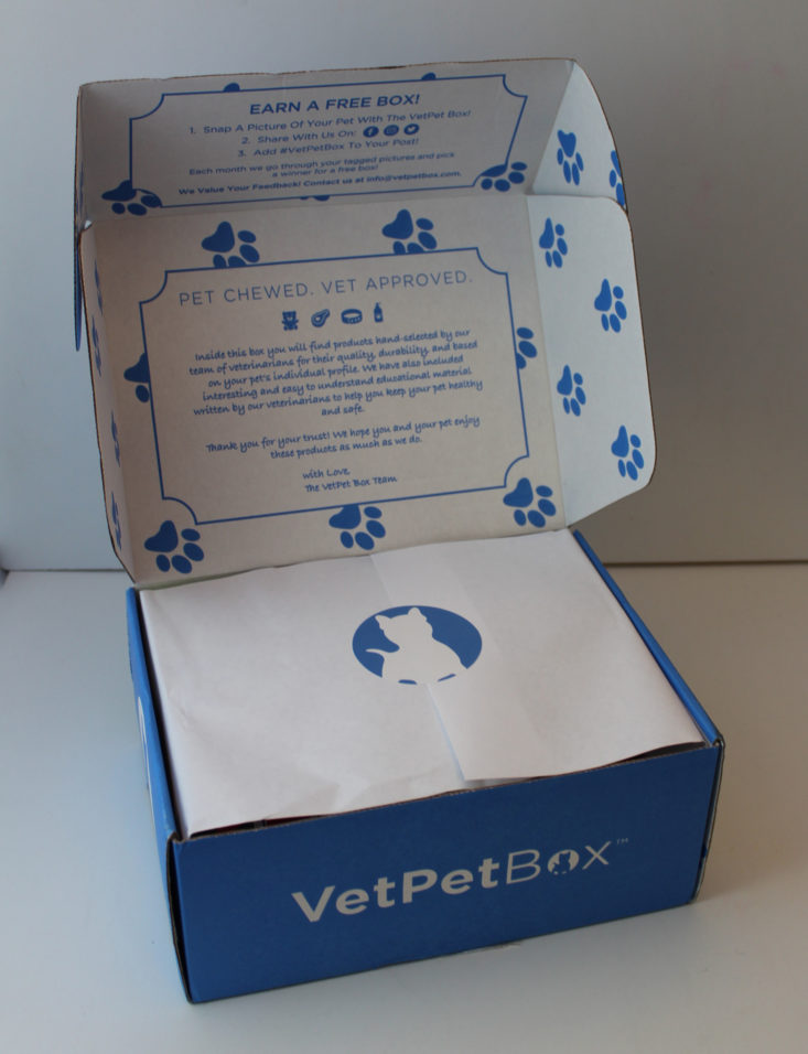 Vet Pet Box Dog July 2019 - Inside